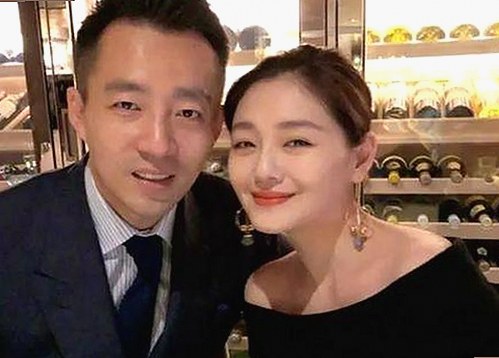 白宇娱乐吃瓜揭秘：幕后故事与粉丝动向全解析