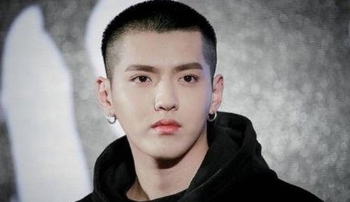 揭秘娱乐圈爆料与舞蹈风潮，探寻背后魅力与影响